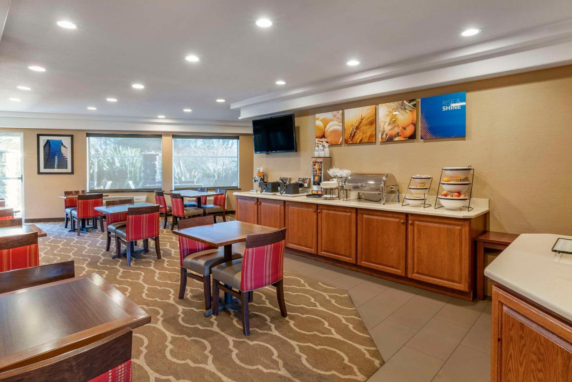Comfort Inn & Suites Линкольн-Сити Экстерьер фото